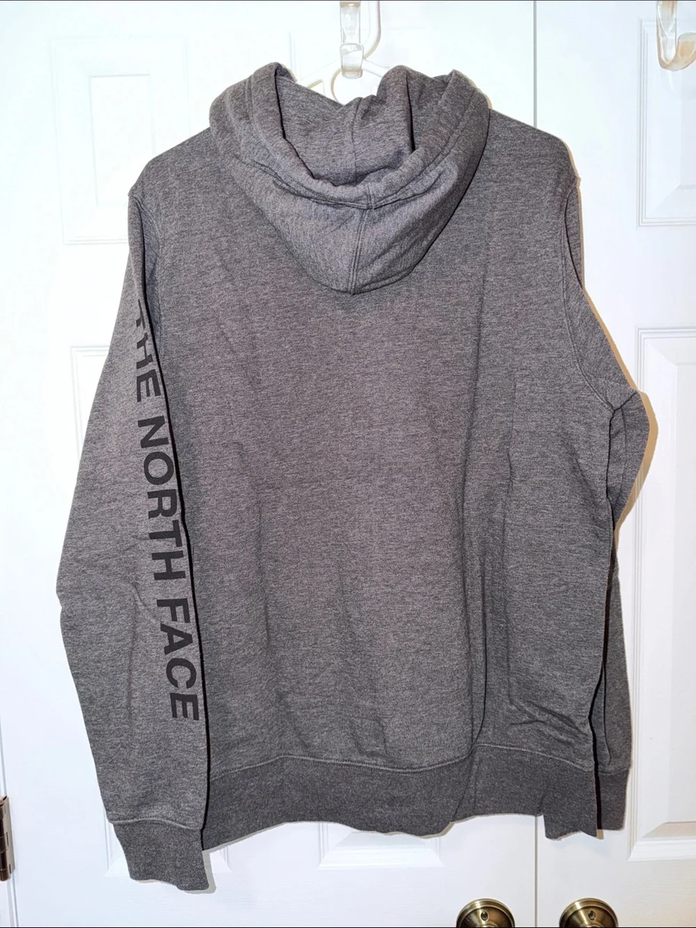 The North Face Men's Charcoal Gray Logo Pullover Hoodie